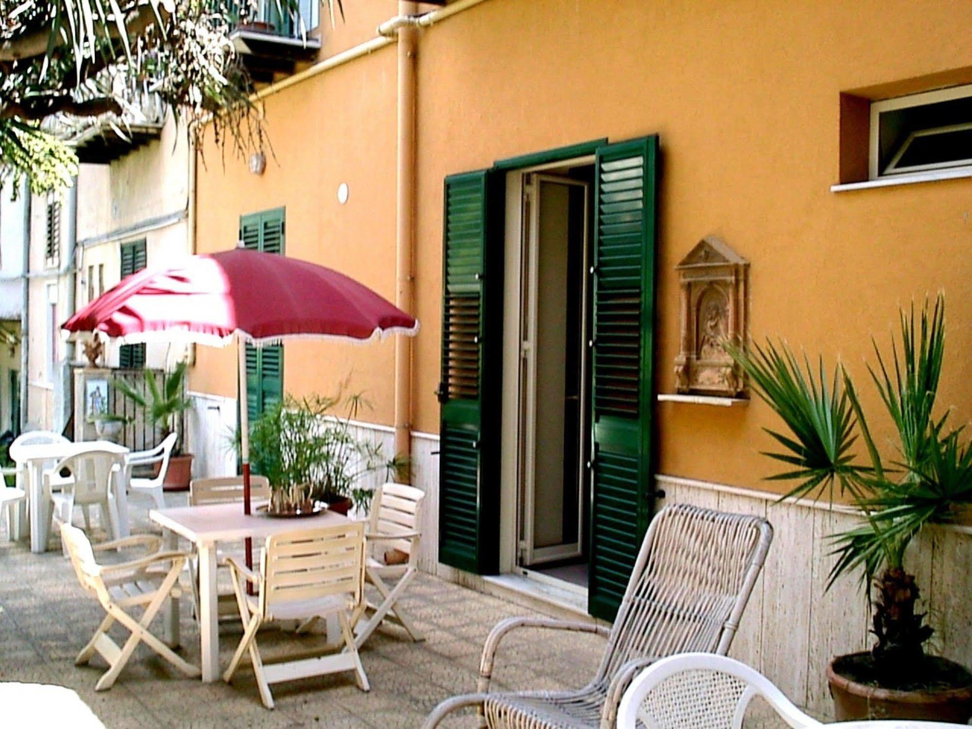 Bed & Breakfast Le Palme Agrigento Exterior photo